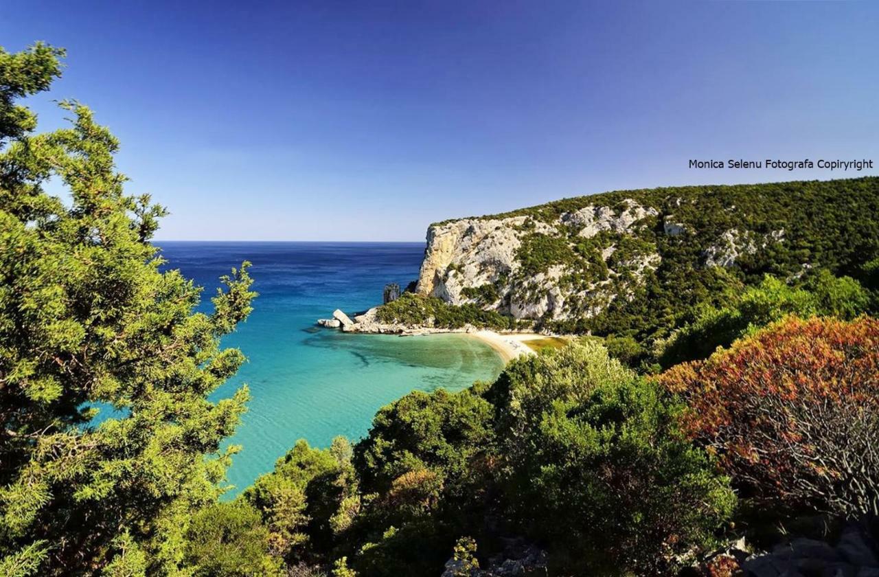 Hotel Funtana Ena Bari Sardo Bagian luar foto