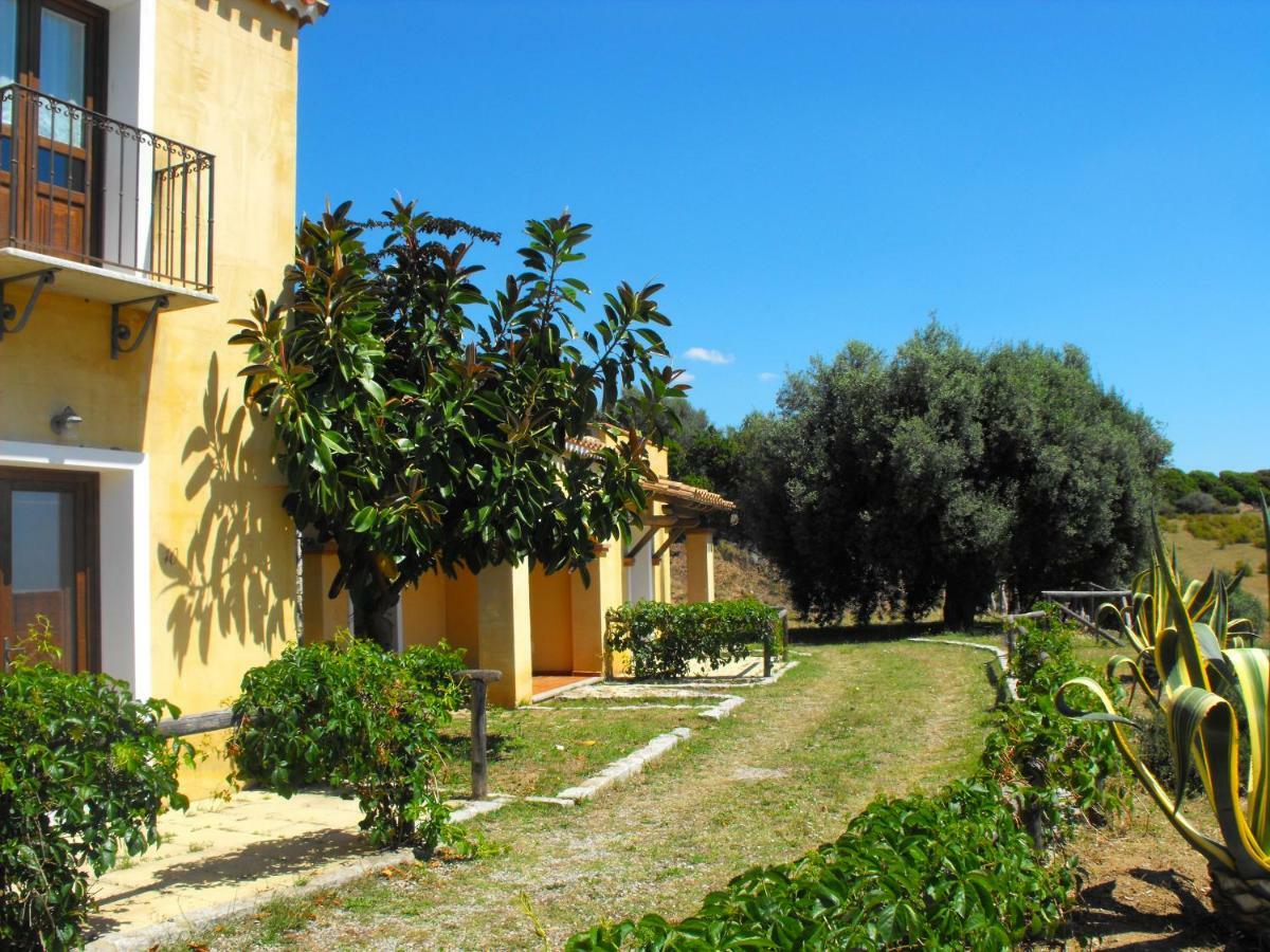 Hotel Funtana Ena Bari Sardo Bagian luar foto